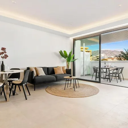 Vivi Homes - Jade Beautiful With Spa, Pool And Cinema 200 Meters From The * Фуэнхирола