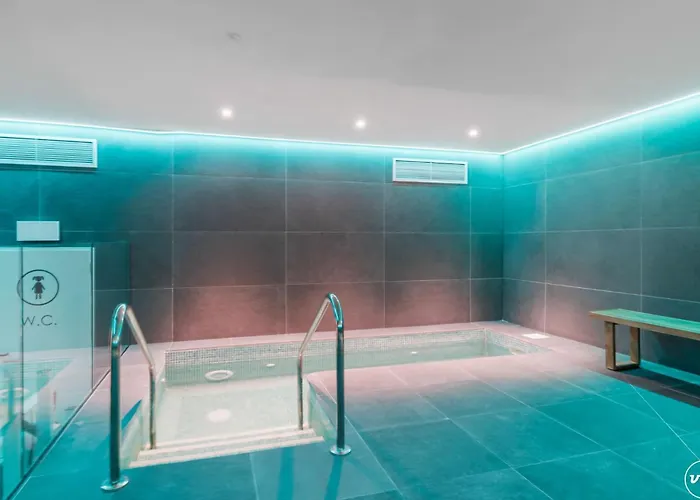 Vivi Homes - Jade Beautiful With Spa, Pool And Cinema 200 Meters From The