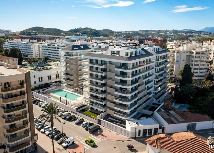 Vivi Homes - Jade Beautiful With Spa, Pool And Cinema 200 Meters From The Фуэнхирола