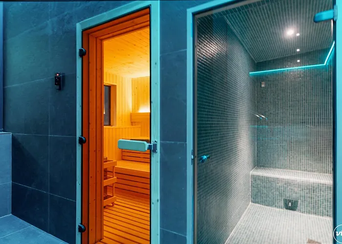 Апартаменты Vivi Homes - Jade Beautiful With Spa, Pool And Cinema 200 Meters From The Фуэнхирола