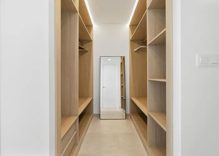 Vivi Homes - Jade Beautiful With Spa, Pool And Cinema 200 Meters From The Фуэнхирола