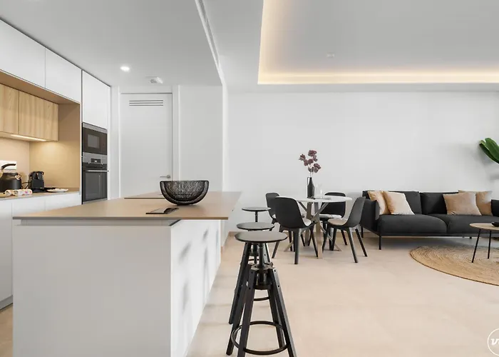 Vivi Homes - Jade Beautiful With Spa, Pool And Cinema 200 Meters From The Фуэнхирола