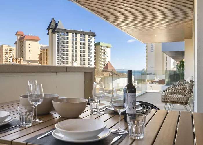 Vivi Homes - Jade Beautiful With Spa, Pool And Cinema 200 Meters From The Фуэнхирола